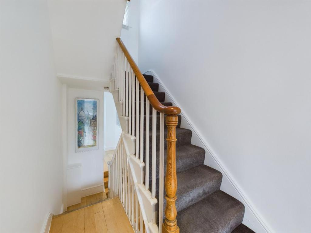 Luxury 4-Bedroom Modern Flat In Central London Steps From Station, Sleeps 9 In Style! Zimmer foto